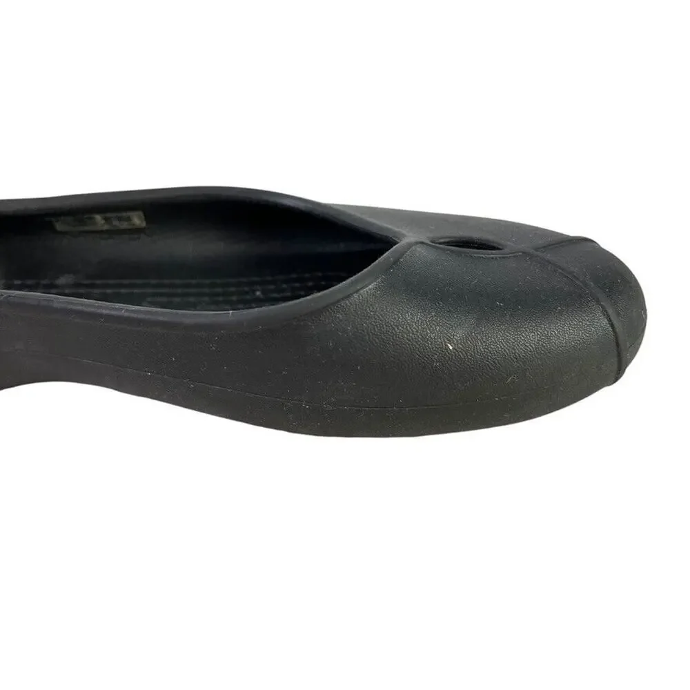 Crocs Olivia Womens Solid Black Slingback Flats Round Closed Toe Shoes sz 7